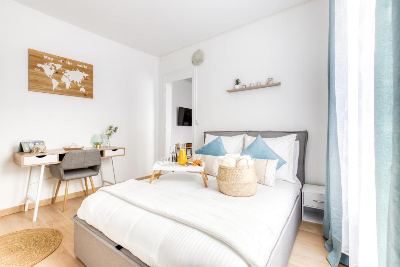 Grand Line - Parking- Metro 5 - Easy Check-In - Netflix - Disney Plus Daire Pantin Dış mekan fotoğraf